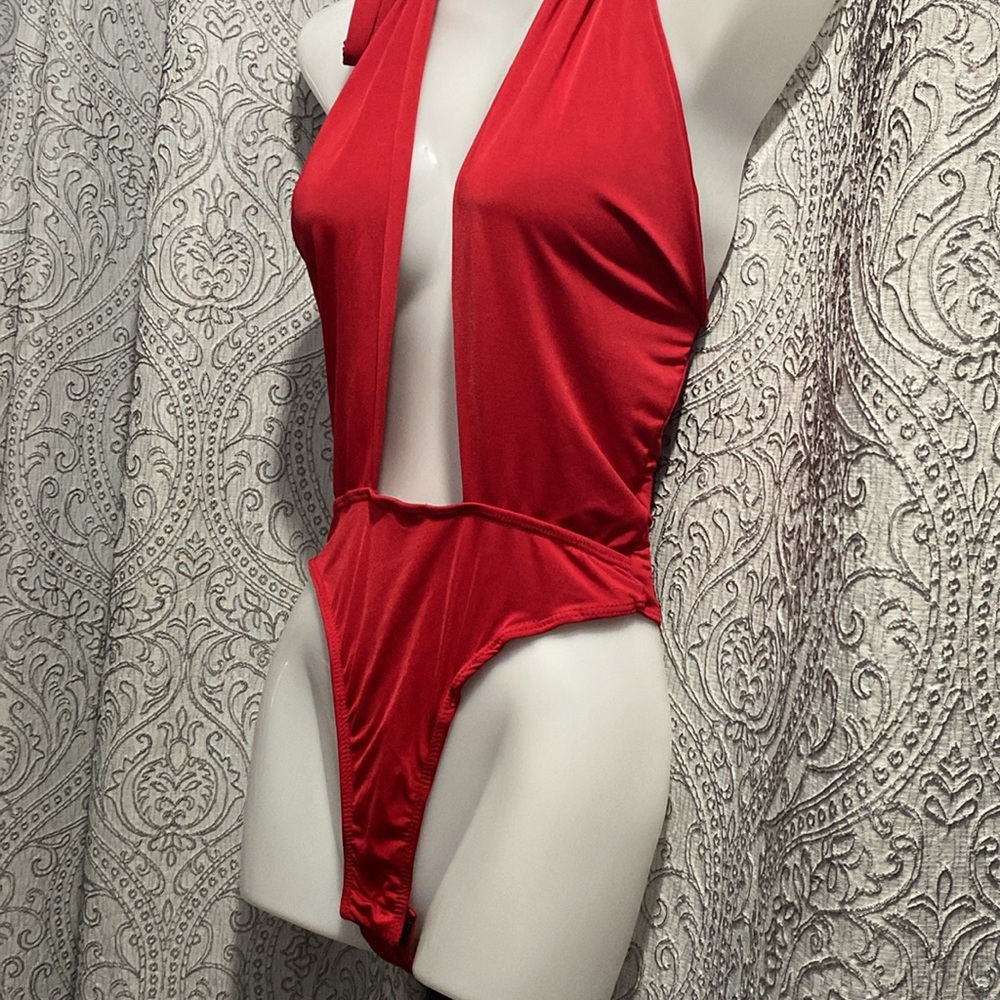 Twist n tell bodysuit